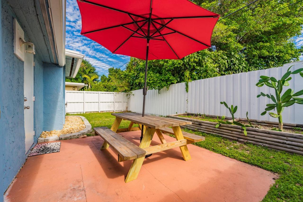 Beach Chairs, Good Kitchen, Strong Wifi On 14Th Ave 劳德代尔堡 外观 照片